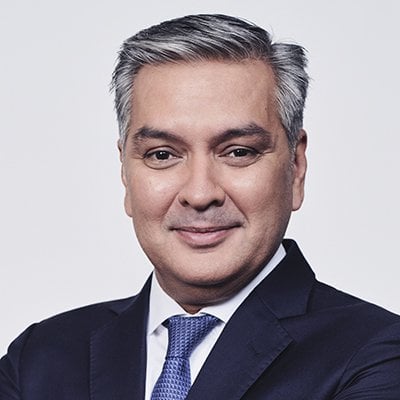 251112LOREAL04VISMAYSHARMA083V01SQUARE