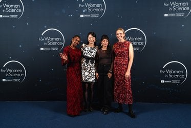 Die FWIS Österreich Preistraegerinnen 2026 von links nach rechts: Dr. Noreen Mukhwana Mutoro, Dr. Yi-Chien Tsai, Dr. Laura Manuela Torres Borda, Marina Schapfl, PhD