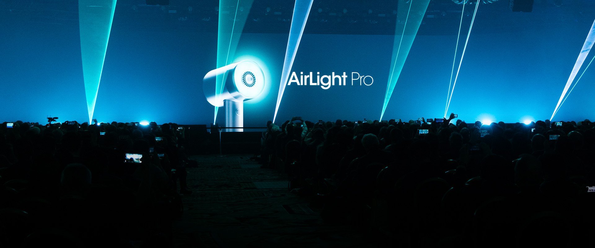 banner air light pro loreal