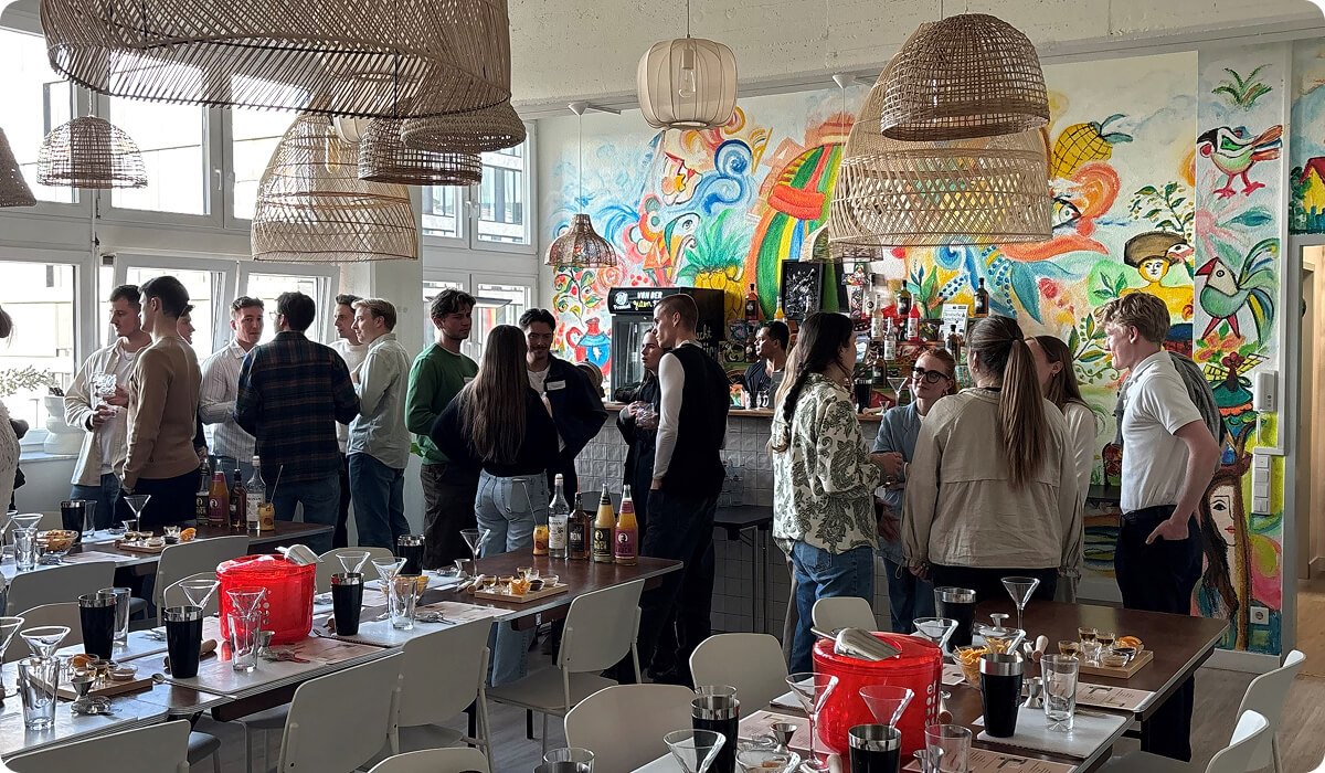 Die L'Oréal Trainees beim Breakfast Talk