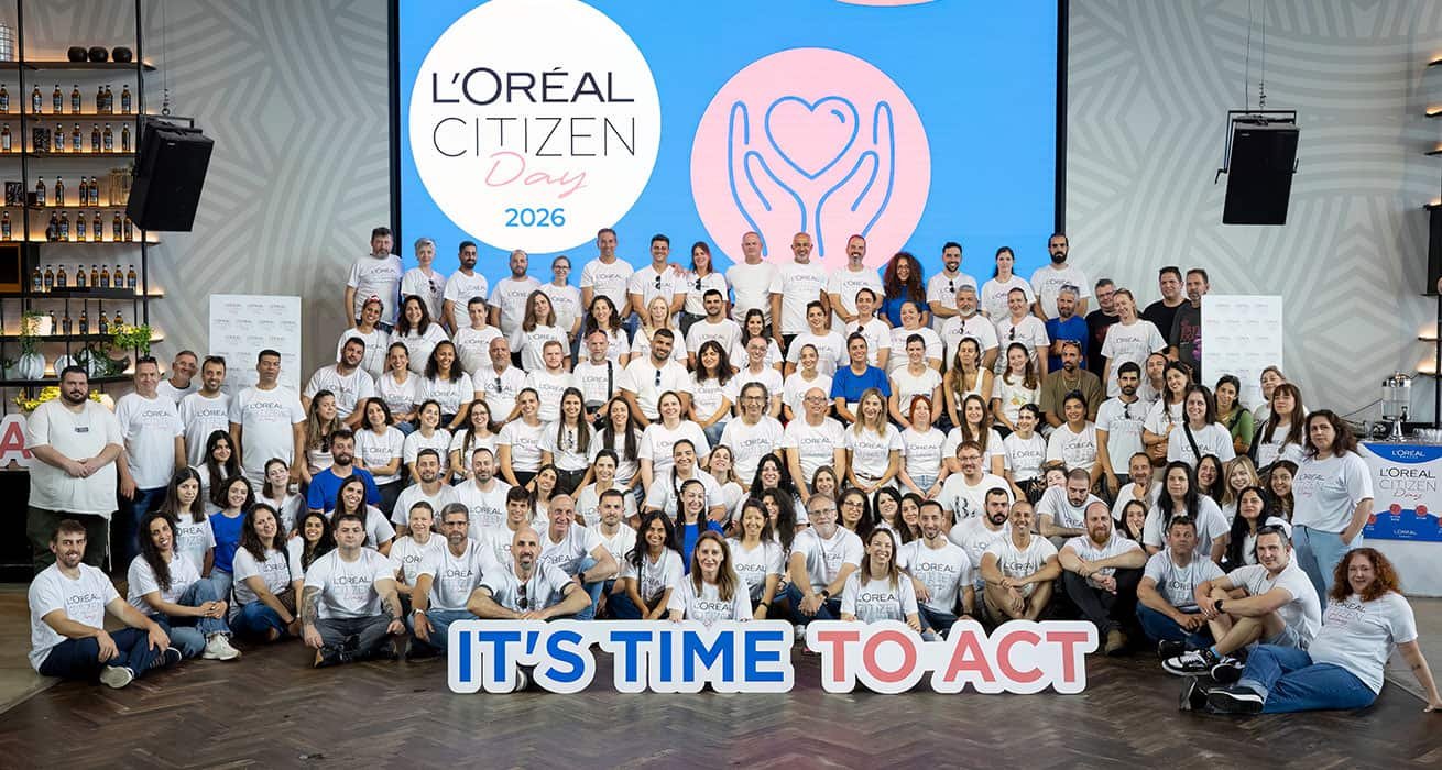 תמונה קבוצתית של כל המשתתפים ביום האזרחות הטובה