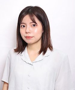 仲里 佑利奈（なかざと ゆりな）