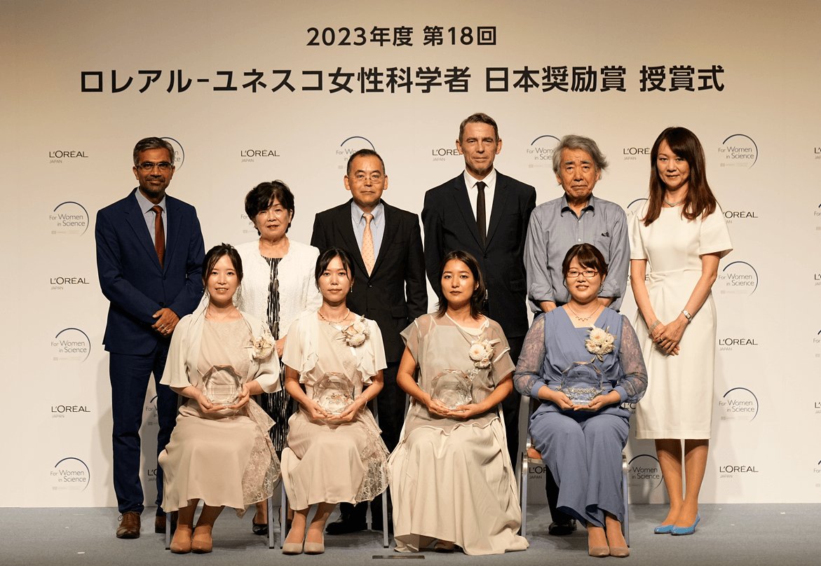 アンティーク】【レア】アルス編物協會 講師章