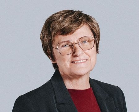 Katalin Kariko portrait1