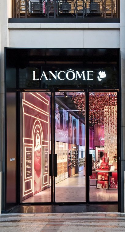 Immersive Experience of The New Lancôme Flagship Store